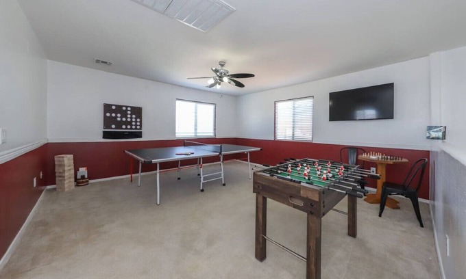 Tucson House | Fun Family-Friendly Five-Bedroom w/Game Room!