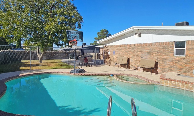 Biggs Field House | Fun in the Sun