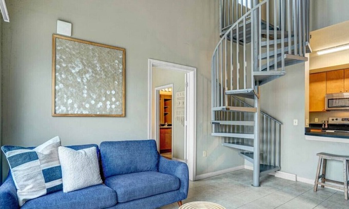 West Campus Apartment | Fun Location! Elevator + Full Kitchen + Laundry!