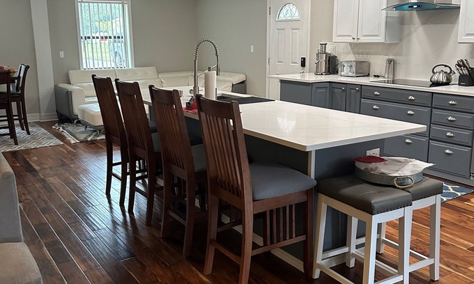 Dover House | Fun Spacious Country Living