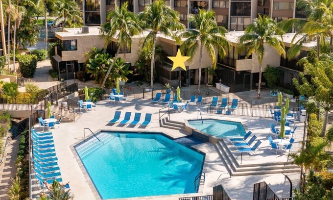 Key Largo House | Fun the Keys! Pool, Marina, Clubhouse, Fishing & more!