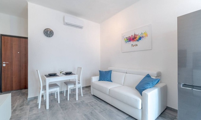 Lingotto Apartment | Functional flat x4 near the Olympic Stadium