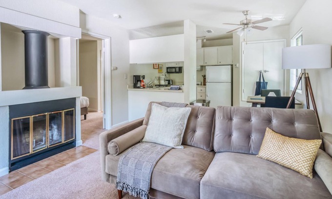 Walnut Creek Apartment | Furnished 1BR in Walnut Creek, Pool + Pet-Friendly