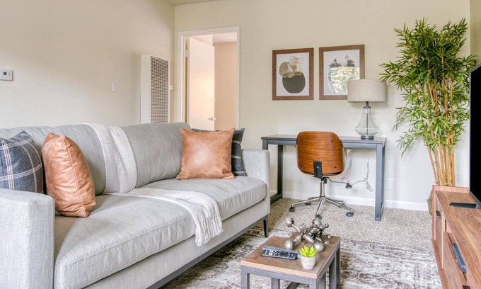 Walnut Creek Apartment | Furnished 1BR in Walnut Creek + Pool