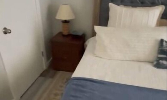 St. Louis House | Furnished 2 BD AND Home Office House IN Saint Louis