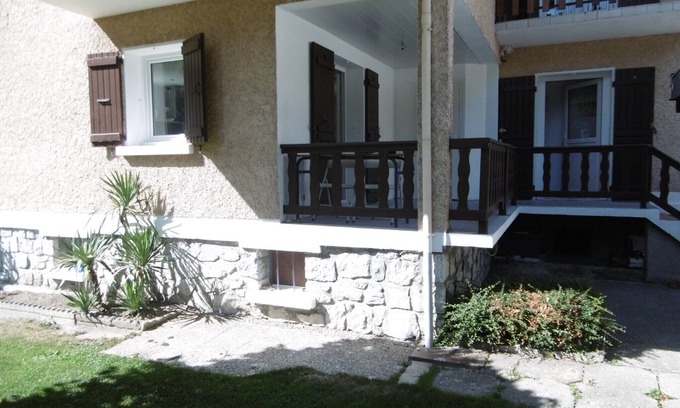 Moutiers Apartment | FURNISHED APARTMENT F3 NEXT RDC VILLA