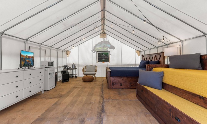 Stanton RV Rental | Furnished Glamping Tent/King Bed/Access to the Red River - Hallowed Horse - #2