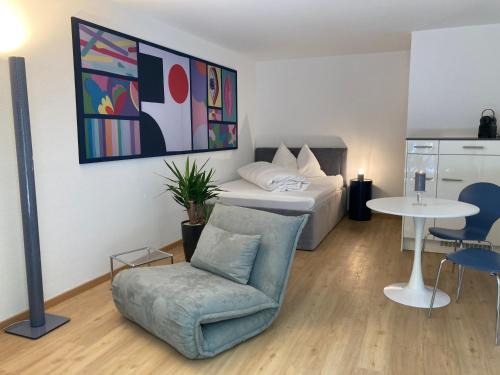 District 8 Apartment | Furnished studio with garden Seefeld close to lake