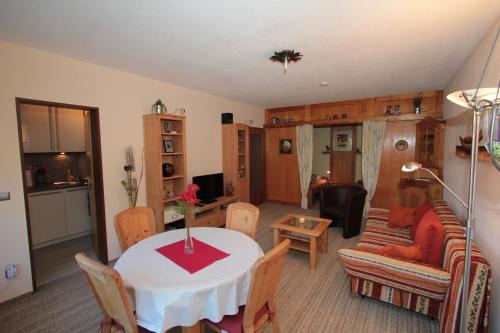 Schwarzenbach Apartment | FW Weissensee