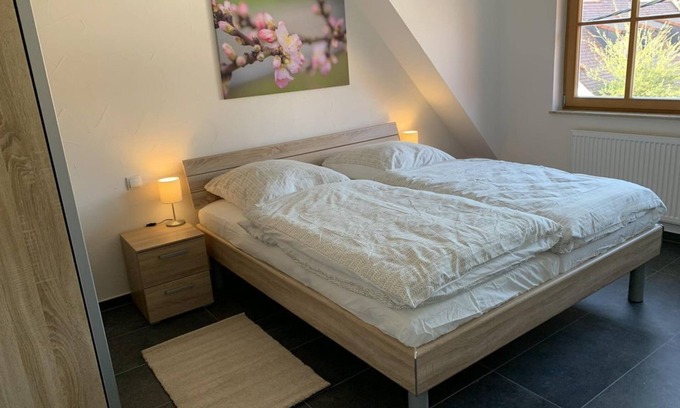 Gimmeldingen Bed & Breakfast | Gästezimmer Meerspinne - Weingut und Gästehaus Ferckel