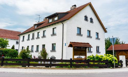 Wurding Apartment | Gäste- und Appartementhaus Roswitha Huber