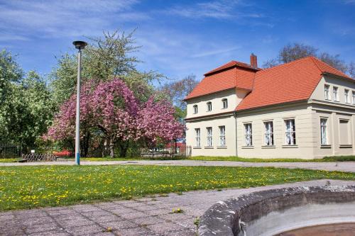 Plaue Hotel | Gästehaus Schloss Plaue
