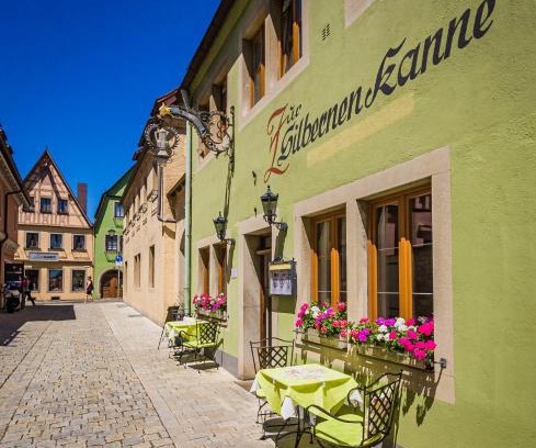 Rothenburg Old Town House | Gästehaus und Café Zur Silbernen Kanne