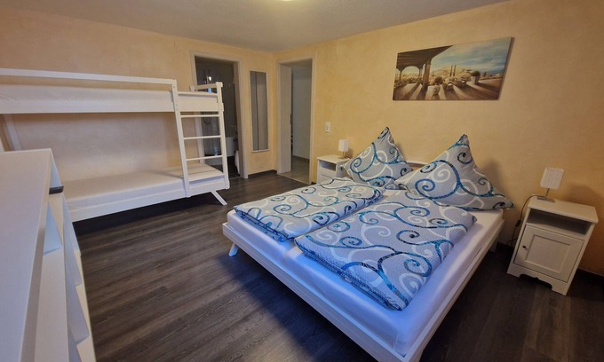 Rust Apartment | Gästehaus Dimura - Nichtraucher-ferienwohnung für Max. 8 Personen