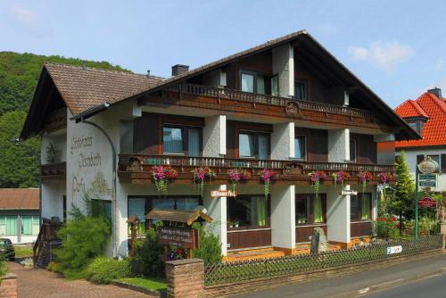 Poppenhausen Bed & Breakfast | Gästehaus Elisabeth