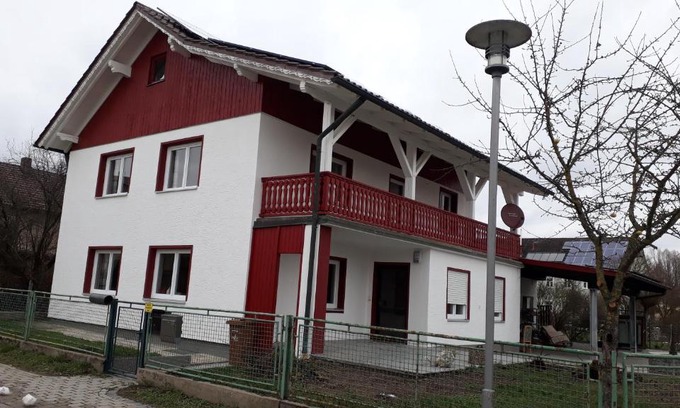 Aholfing House | Gästehaus Grenzenlos