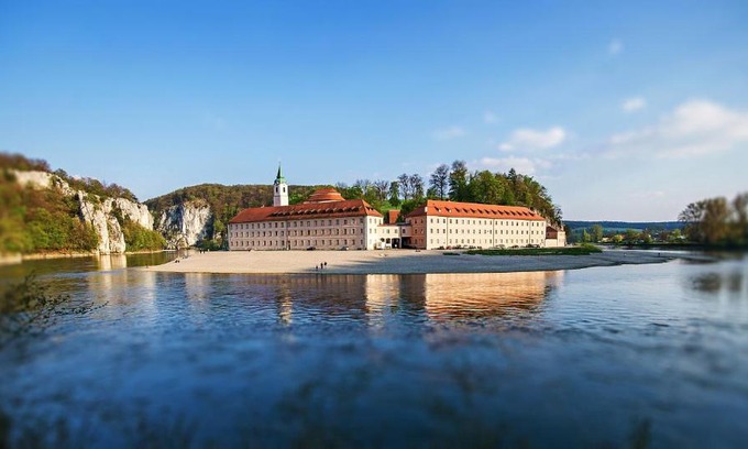 Kelheim Hotel | Gästehaus St. Georg - Weltenburger Klosterbetriebe GmbH