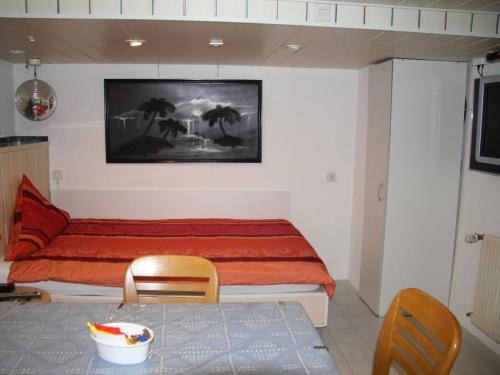 Weil am Rhein Apartment | Gästezimmer Jülich mit Küche