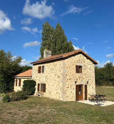 Secondigny House | Gîte à la campagne