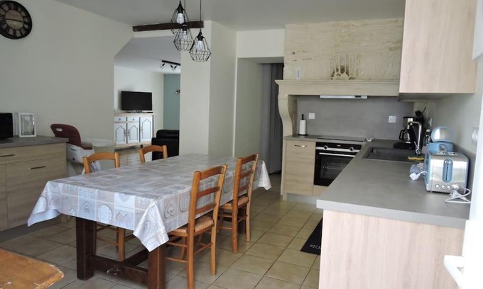 Meurville House | Gîte 5-6 personnes « Chez Marlène »proche de Nigloland