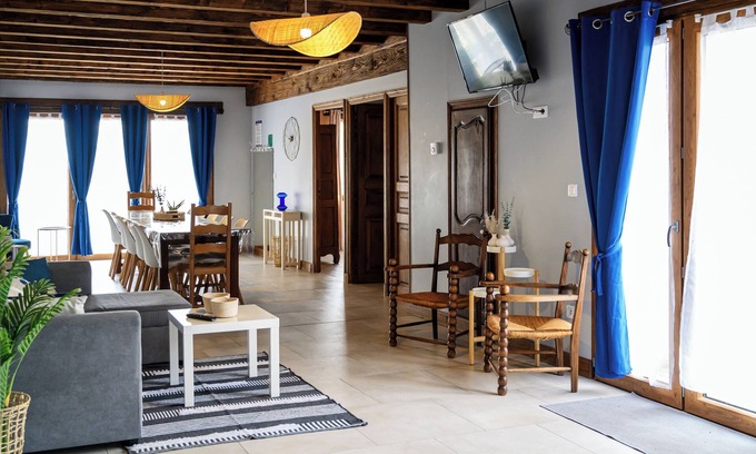 Chenou House | Gîte Avec Piscine au Cœur D'un Verger au Calme, à Seulement 1h de Paris !