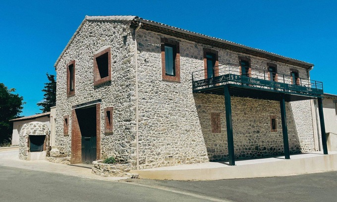 Berlou House | Gîte Berlou - Modern and Authentic