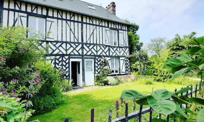 Epaignes House | Gîte chez Loupi