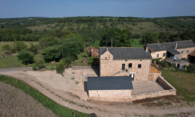 Villeneuve d'Aveyron Other | Gîte de Détente à la Campagne