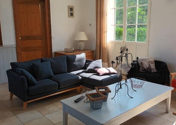 Clefs House | Gîte de la gare de Clefs