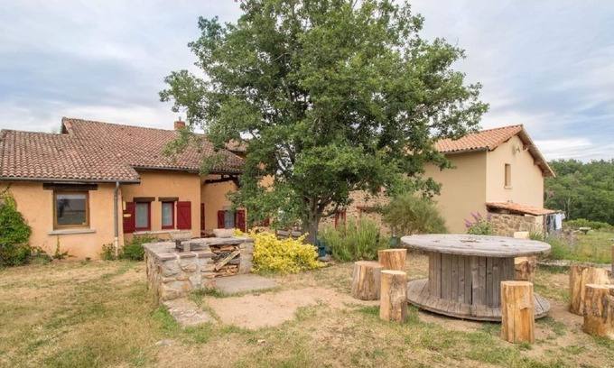Trezioux House | Gîte de la Vigne Vierge