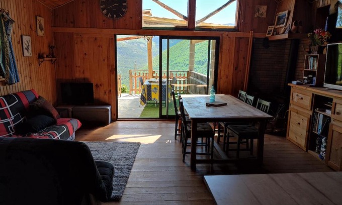 Lapege Ski Chalet | Gîte de montagne