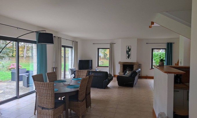 Pluduno House | Gîte for 6 to 10 people