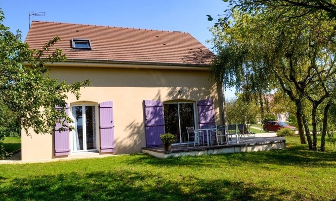 Saint-Gengoux-le-National House | Gîte La Maisonnette de Ganea