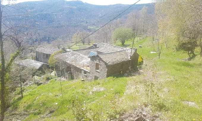 Saint-Martin-de-Lansuscle House | Gîte Le Plan - SAINT-MARTIN-DE-LANSUSCLE