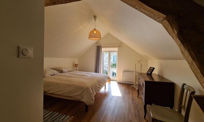Saint-Martin-d'Auxigny House | Gîte - L'Étang du Platé