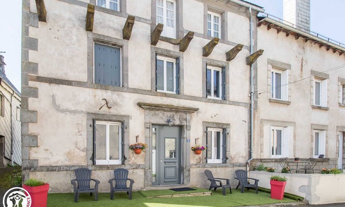 Egliseneuve-d'Entraigues House | Gîte le Sancy 1851 - Egliseneuve-d'entraigues