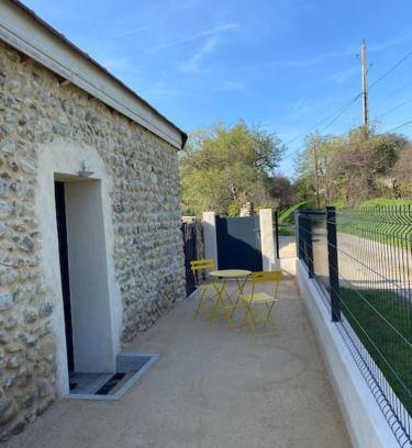 La Roche-de-Glun Apartment | Gîte La Clé de Saint-Georges
