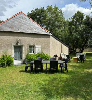 Bazouges-sur-le-Loir House | Gîte la grande racinaie