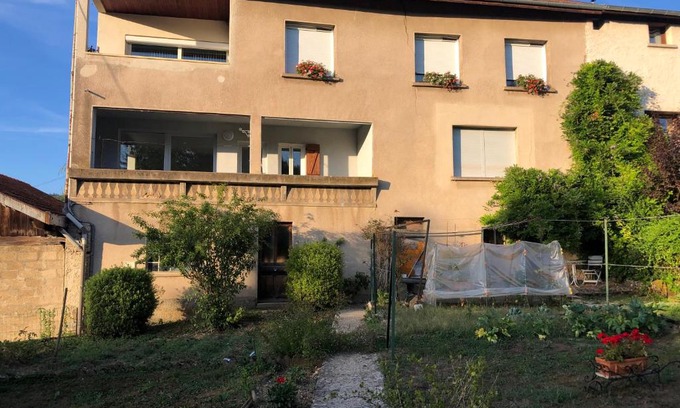 Ornans House | Gîte Loue