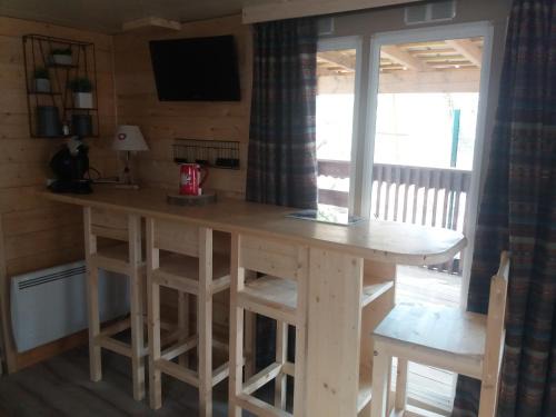 Ugine Apartment | Gîte mobile home réaménagé à Ugine entre Albertville et Annecy