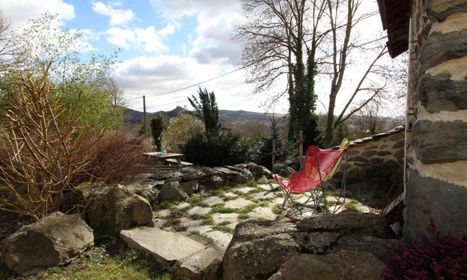 Saint-Julien-Chapteuil House | Gîte Saint-Julien-Chapteuil, 3 pièces, 4 personnes - FR-1-582-109