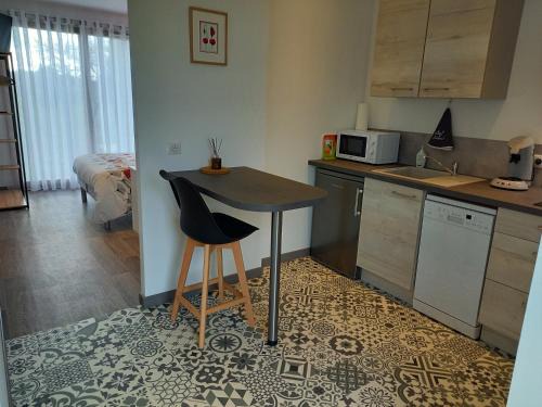 Saint-Claude-de-Diray House | Gîte studio 2 pers Le Coquelicot entre Loire et Sologne