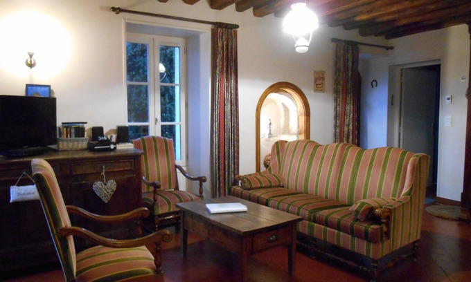 Brouy House | Gîte Suzanne, in Essonne Verte, near Milly la Forêt