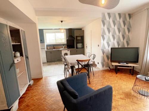 Couffy House | Gîte tout inclus à proximité de Beauval, 2 chambres, jardin, terrasse privée, animaux acceptés - FR-1-491-337