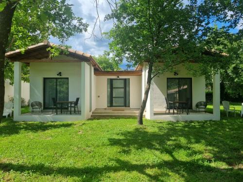Aveze Apartment | Gîtes Boisé en Cévennes - Ô Jardin d'À Côté