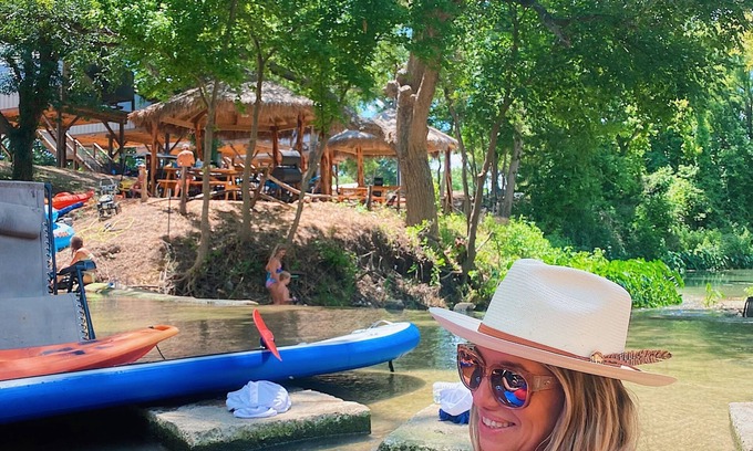 Sutherland Springs House | #G Son's Rio Cibolo - Glamping Cabin