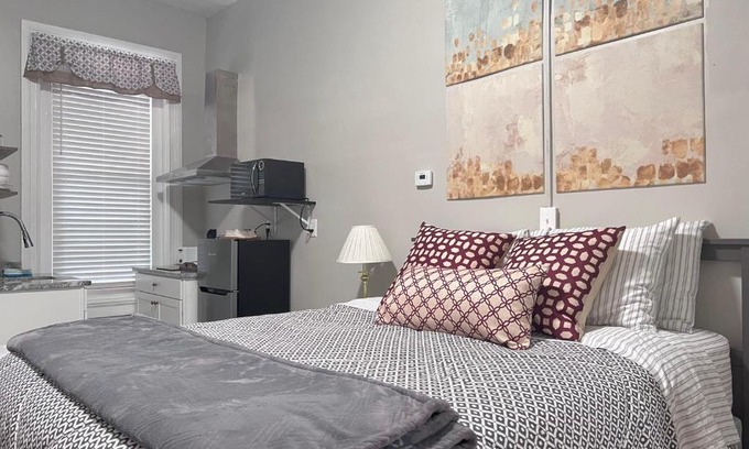 Fan District House | G1 central location museums FREE PARKING