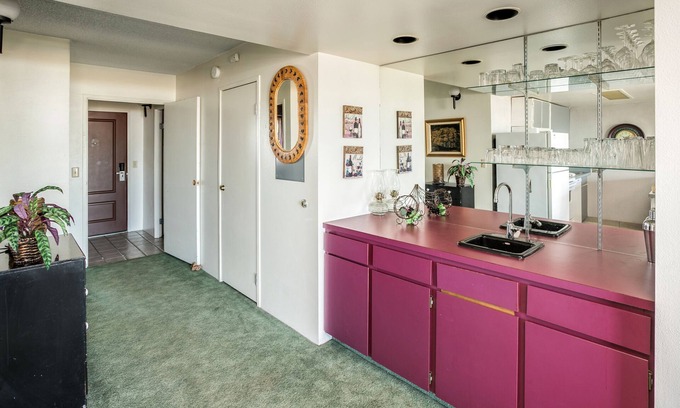 Gearhart Condo | G684 3rd Floor 2 bedroom, elevator, No cleaning fees