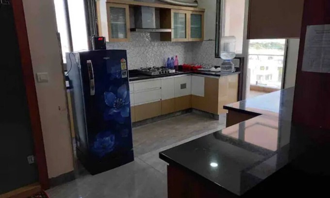 Financial District Apartment | Gachibowli*5TV*FreeWIFI,MaidServi,RO Water*Sleep12