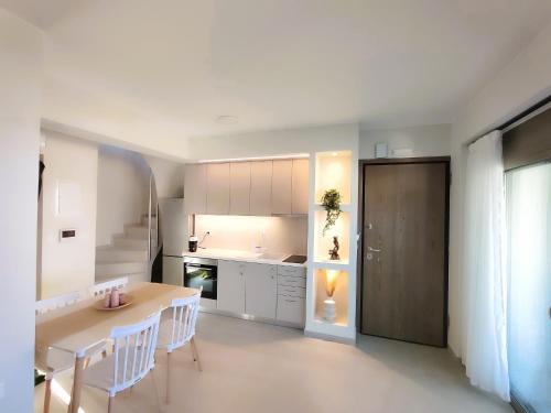 Chania Town Apartment | Galanthus Loft 3